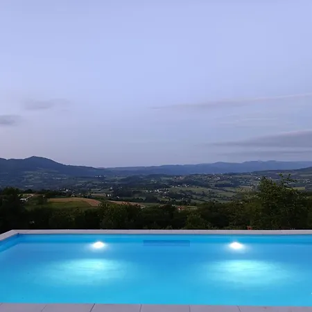 Vista Villa *